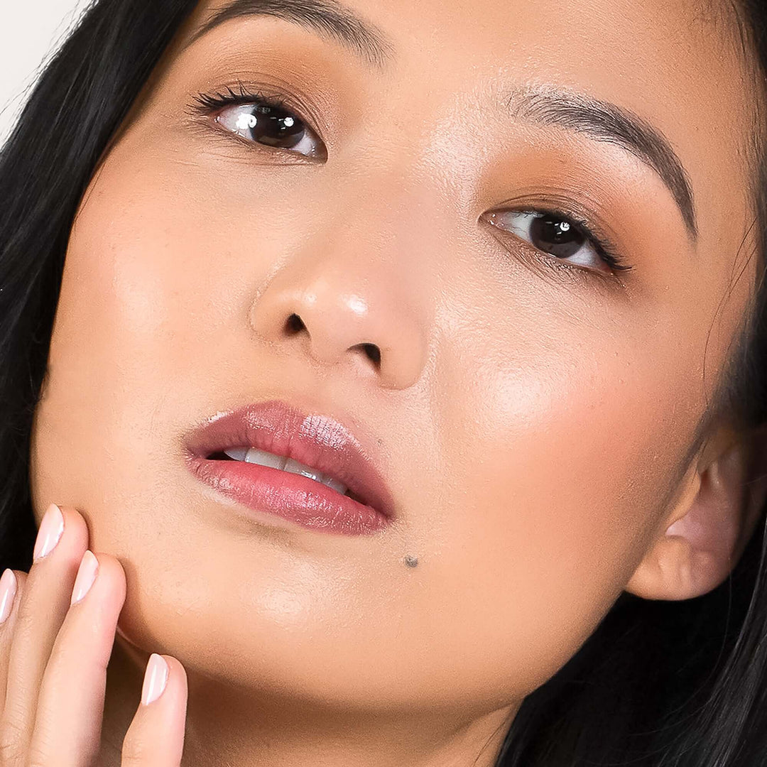 Max Out Your Glossy Makeup Look with PÜR - PÜR